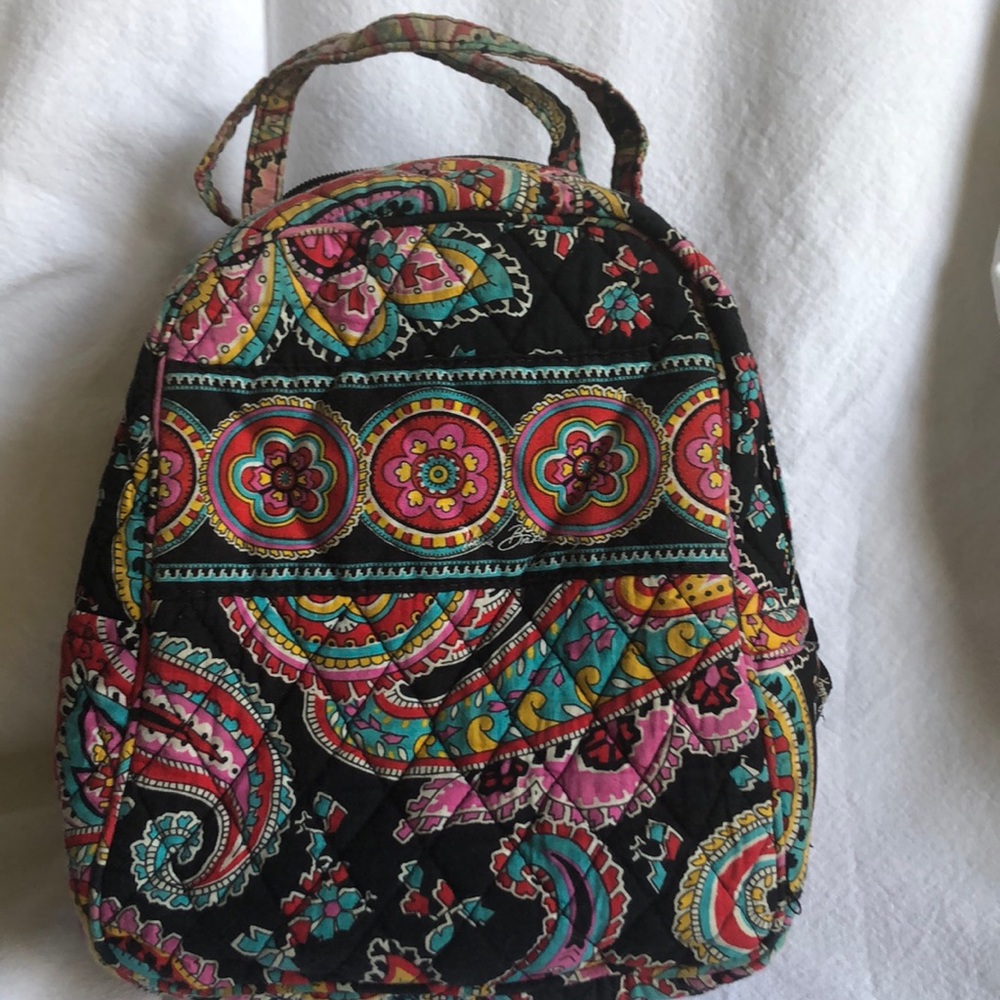 Lunch tote.